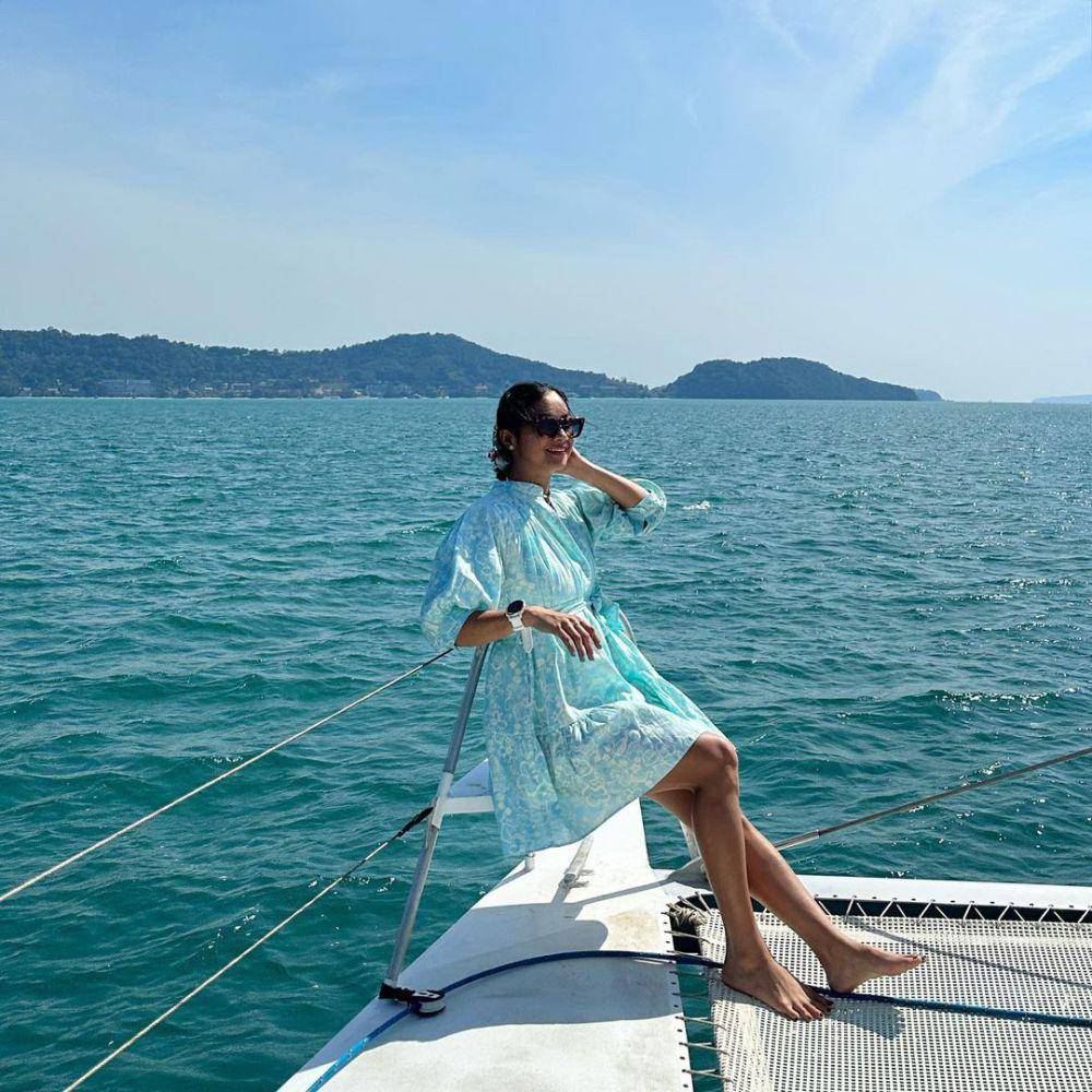 koleksi dress ala Rini Yulianti (instagram.com/riniyulianti)