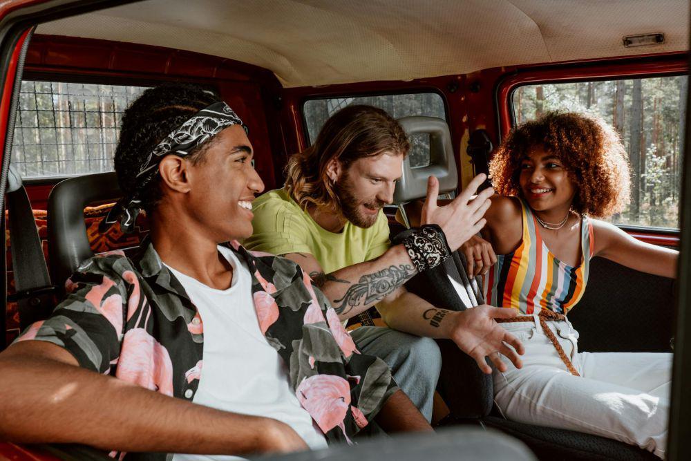 6 Tips Budget Traveling ala Gen Z yang Hemat dan Seru