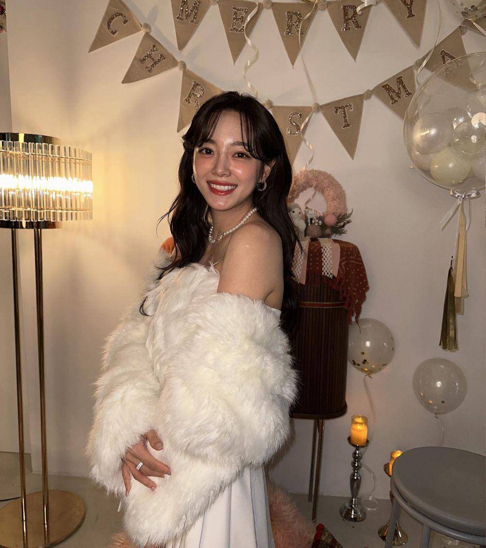 Kim Sejeong (instagram.com/clean_0828)