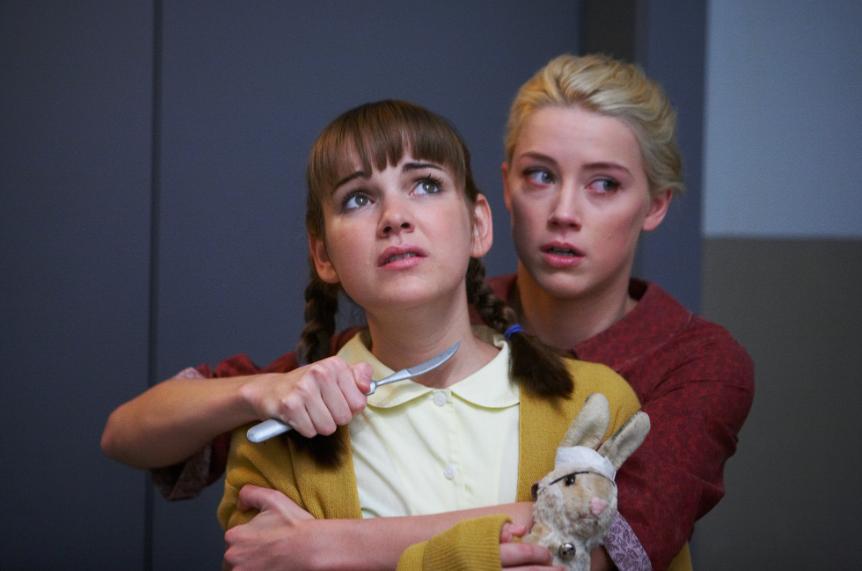 8 Film Horor Supernatural yang Bisa Dijelaskan secara Rasional