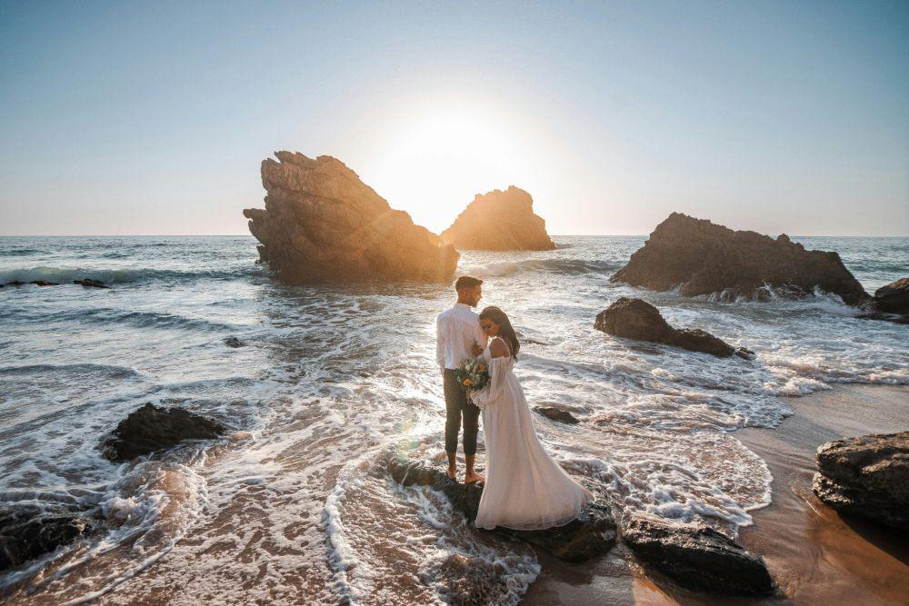 5 Tips Foto Pre-Wedding dengan Pemandangan Laut, Estetik dan Cantik!
