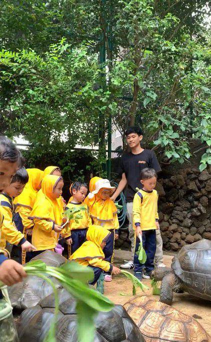 potret anak TK wisata di rumah Irfan Hakim (instagram.com/irfanhakim75)