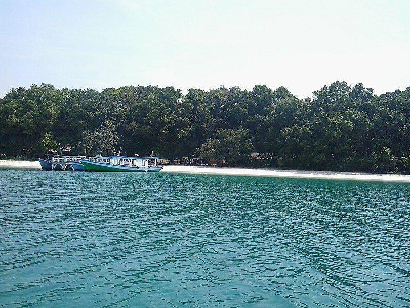 Pulau Peucang, Banten (commons.wikimedia.org/Pertiwiputami)