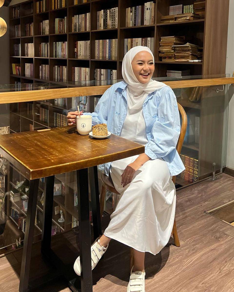 OOTD ala Arie Riyanthie (instagram.com/arie_rieyanthie)