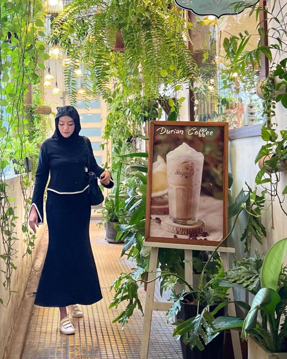 OOTD ala Arie Riyanathie (instagram.com/arie_rieyanthie)