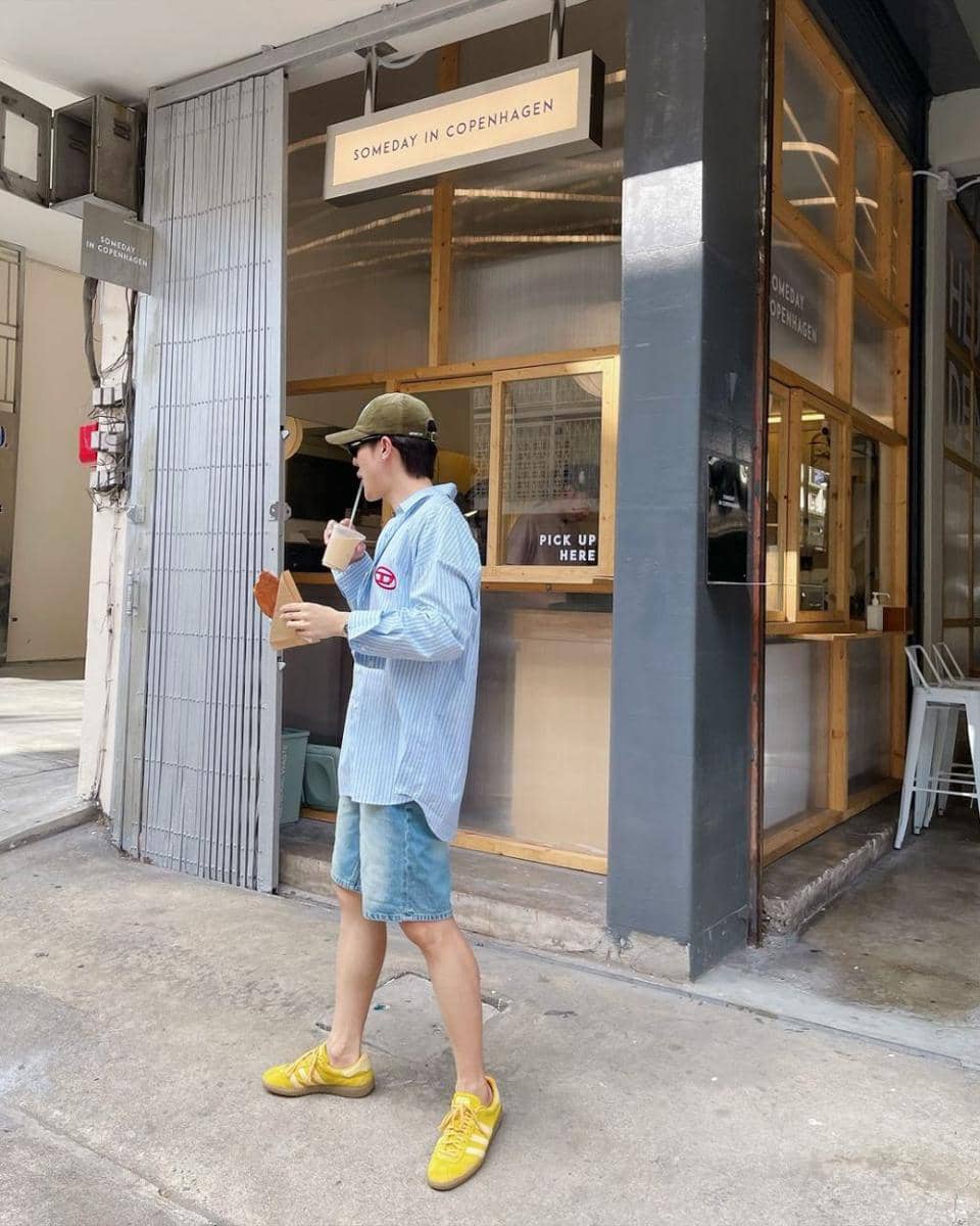 outfit nuansa biru ala Arm Weerayut (instagram.com/arm_wc)