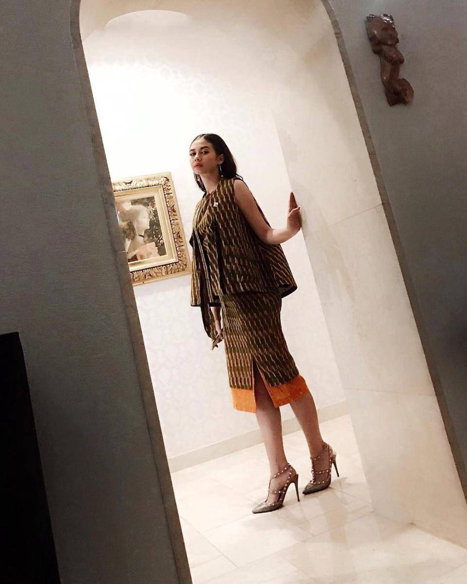 ide style etnik untuk berbagai acara ala Yuki Kato (instagram.com/yukikt)