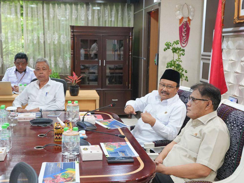 Mensos Saifullah dan Kepala BP Tasmin Budiman dok Kemensod