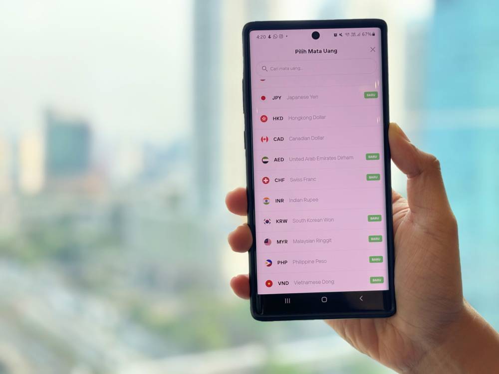 Bank Mandiri menambahkan tujuh mata uang baru pada fitur transfer luar negeri. (dok. Bank Mandiri)