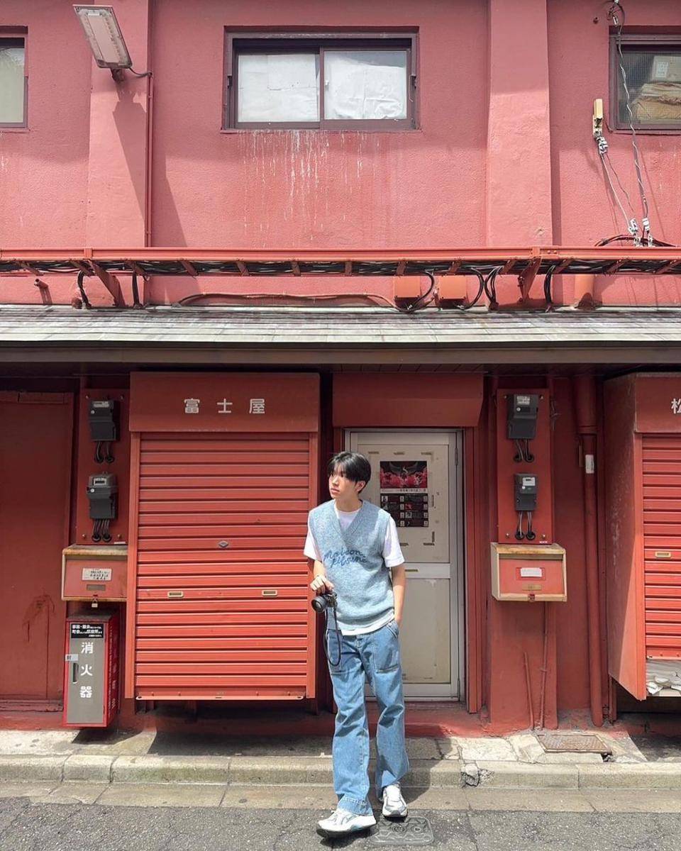 outfit layering ala Keen Suvijak (instagram.com/keenkeno)