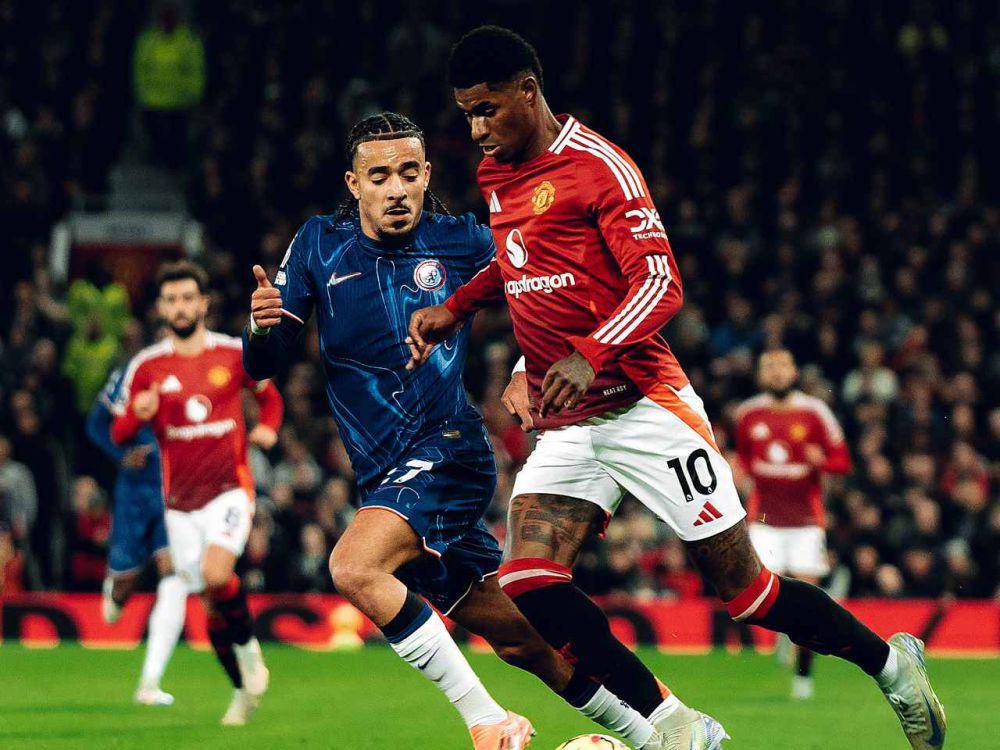 Manchester United melawan Chelsea di EPL 2024/2025. (manutd.com)