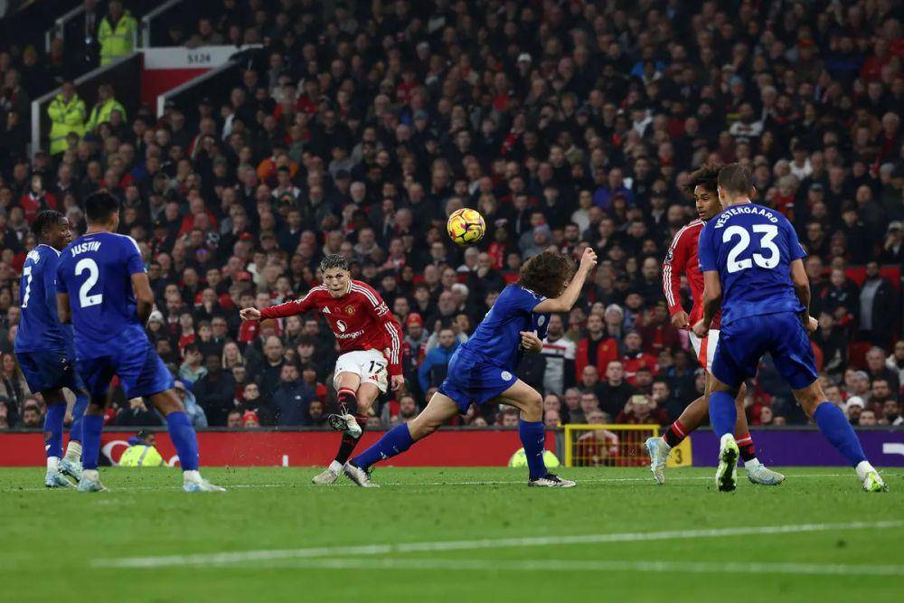 Manchester United melawan Leicester City di EPL 2024/2025. (premierleague.com)