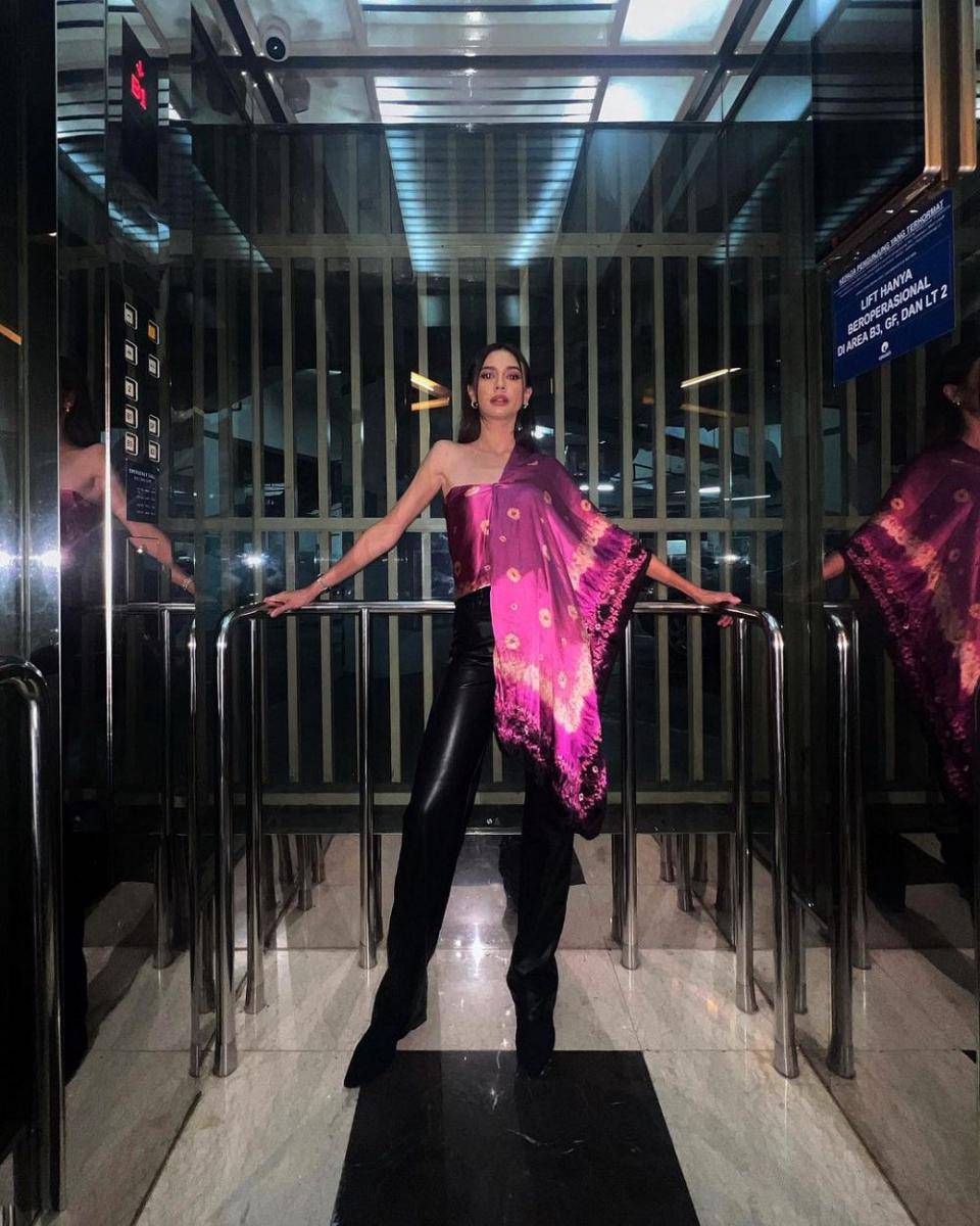 ide style etnik untuk berbagai acara ala Yuki Kato (instagram.com/yukikt)