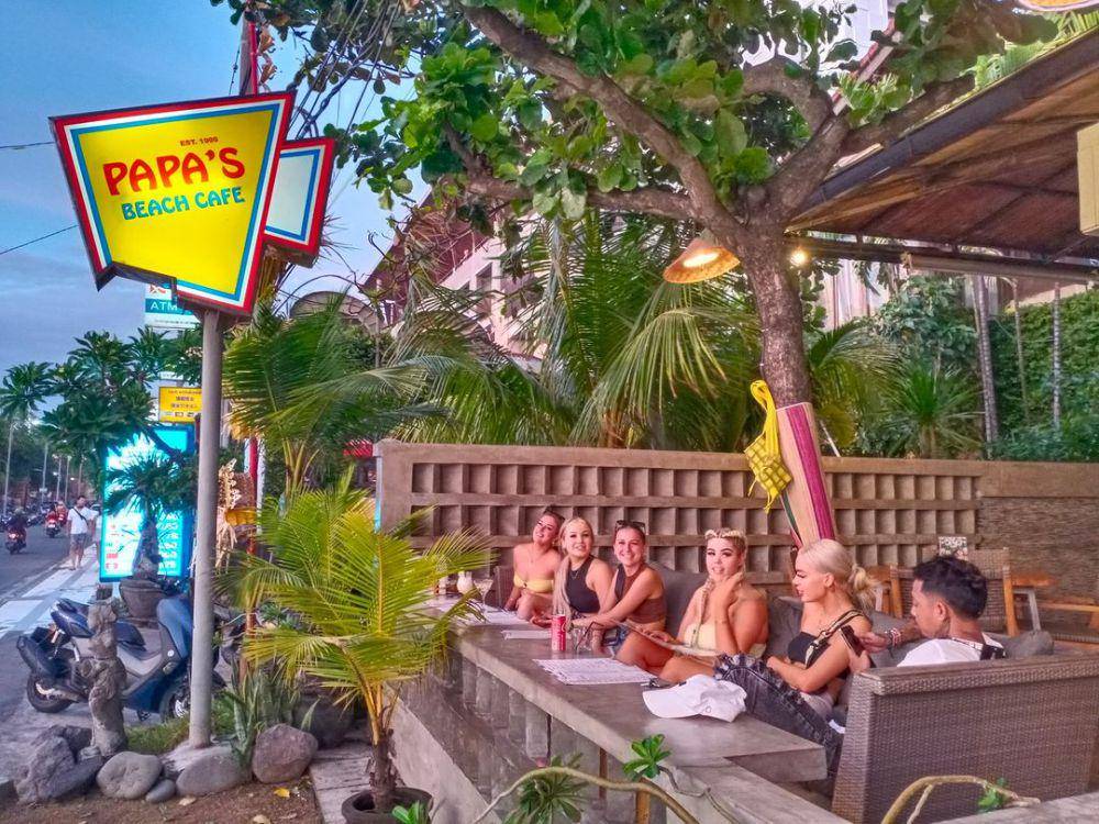 Papa's Beach Cafe (instagram.com/papasbeachcafeofficial)