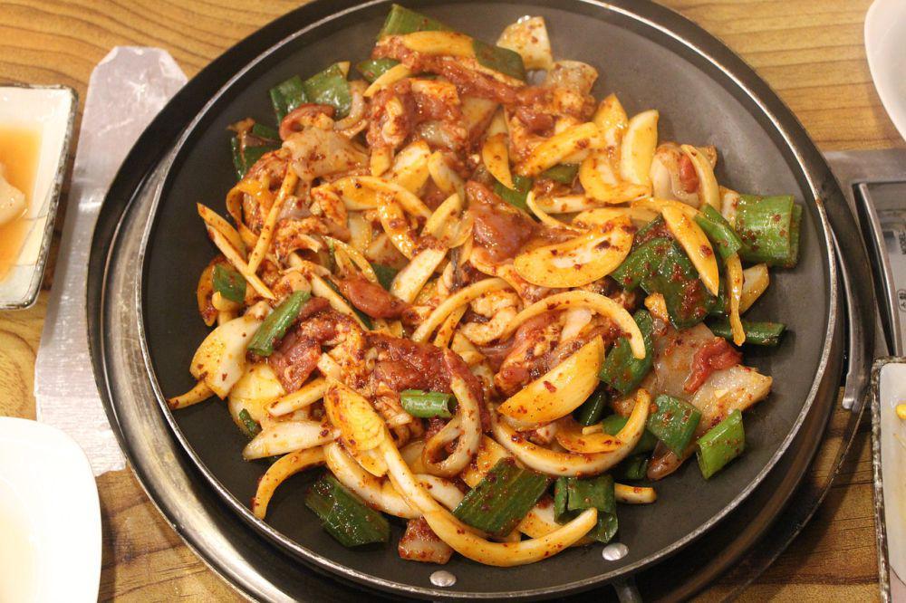 Resep Tumis Cumi Sambal Terasi, Nikmat dan Pedasnya Menggigit!
