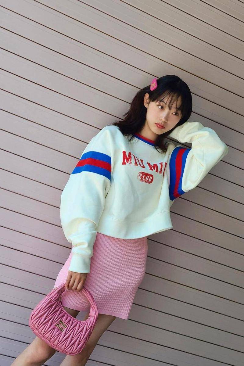 ide outfit Lee Yoo Mi (instagram.com/leeyoum262)