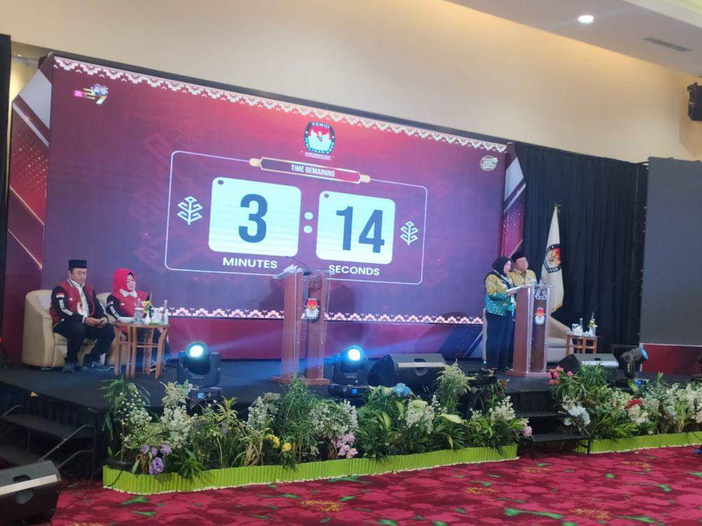 Debat perdana Calon Walikota dan Wakil Walikota Bandar Lampung. (IDN Times/Muhaimin)