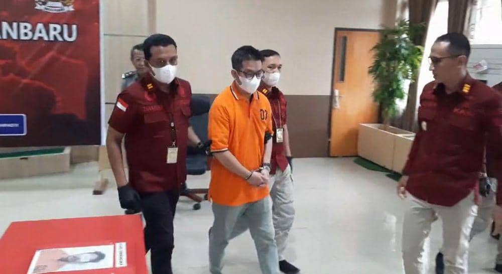 Jadi Tersangka Keimigrasian di Riau, WN Singapura Dijebloskan ke Rutan