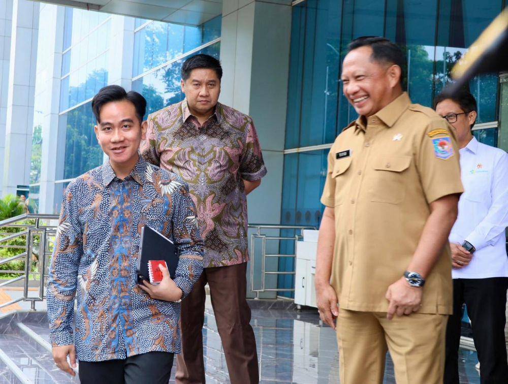 Menteri Dalam Negeri, Muhammad Tito Karnavian Bersama Wakil Presiden RI, Gibra Rakabuming Raka (Dok Humas Kemendagri)