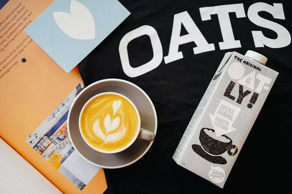 ilustrasi susu oat (pexels.com/Dasha Klimova)