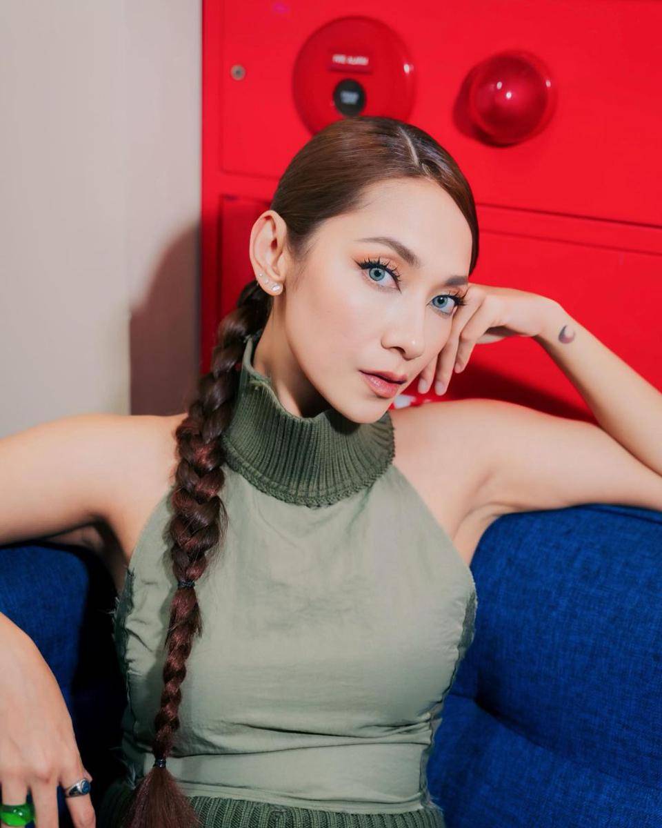 potret gaya rambut ala Dinda Kirana (instagram.com/dindakirana.s)