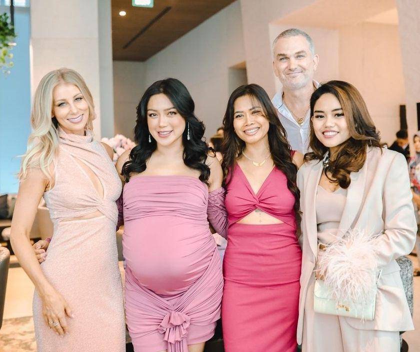 Baby shower Jessica Iskandar (instagram.com/inijedar)