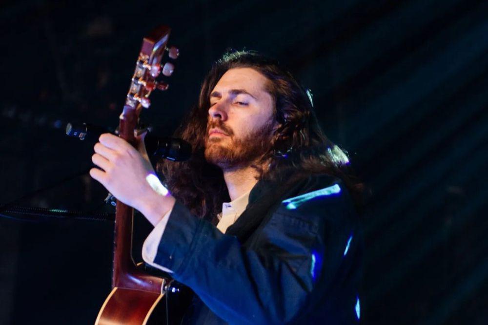 Hozier (instagram.com/hozier)