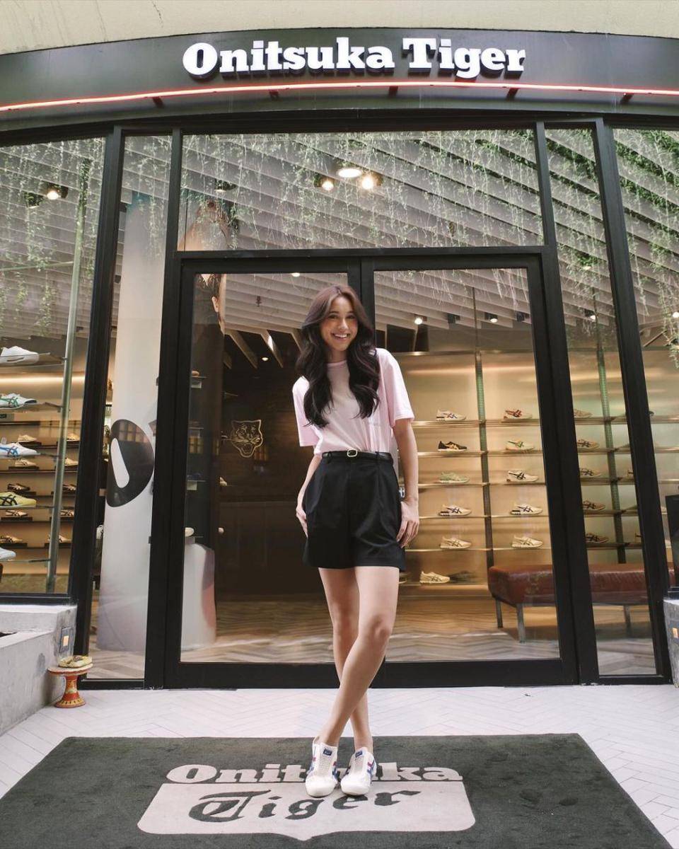 OOTD pemain film 'Bila Esok Ibu Tiada' (instagram.com/yasminnapper)