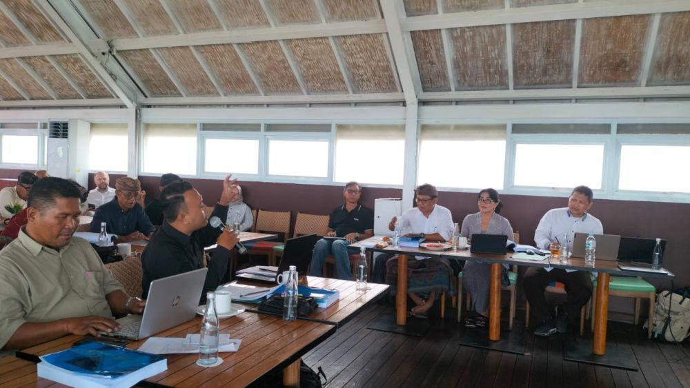 Praktik Lancung Investor Penebang Pohon Tua di Bali