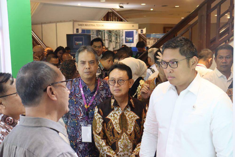 Wamentan Sudaryono saat menghadiri konferensi kelapa sawit Indonesia ke 20 dan outlook harga 2025 yang berlangsung di Nusa Dua Bali, Kamis, 7 November 2024. (Dok. Kementan)