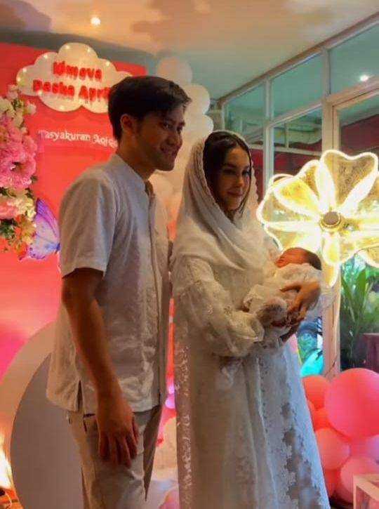 Akikah Kimova Dasha Aprilio, anak Kevin Aprilio. (Instagram.com/emeraldtreeresto.bintaro)