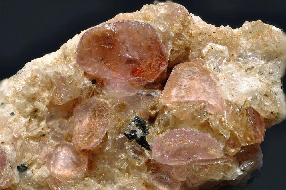5 Jenis Mineral Memiliki Sistem Tetragonal, Permata Dunia yang Indah