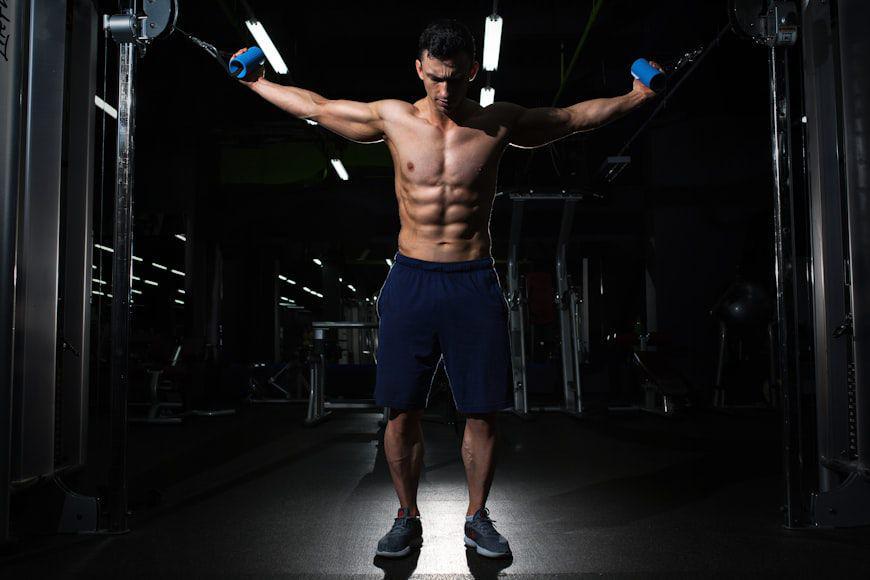 4 Rekomendasi Sarung Tangan Gym, Melindungi Tangan dari Cedera!