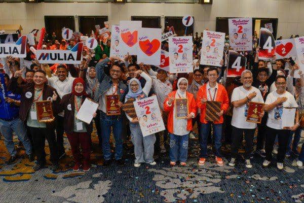 Calon Wali Kota dan Wakil Wali Kota Makassar di Hotel Claro, Makassar, Sulawesi Selatan, Senin (23/9/2024). (ANTARA FOTO/Hasrul Said)