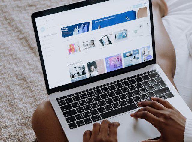 7 Efek Bayangan di Canva yang Bikin Desain Tampak Berdimensi