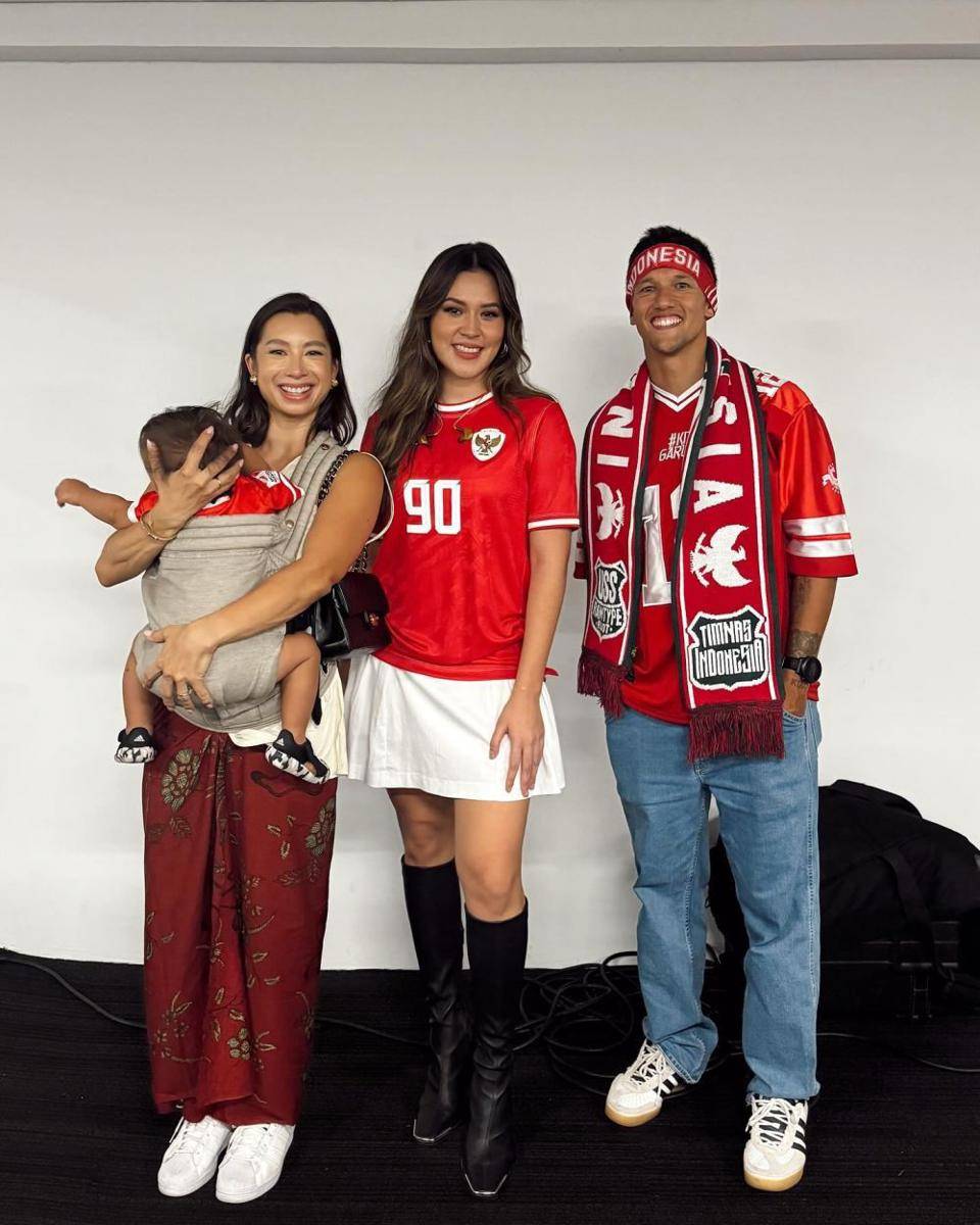 Ide outfit nonton Timnas Indonesia (instagram.com/ibachdim)