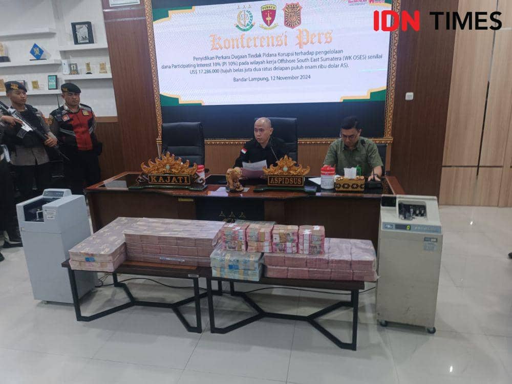 Penampakan Rp61 Miliar Uang Sitaan Kasus PT Lampung Energi Berjaya