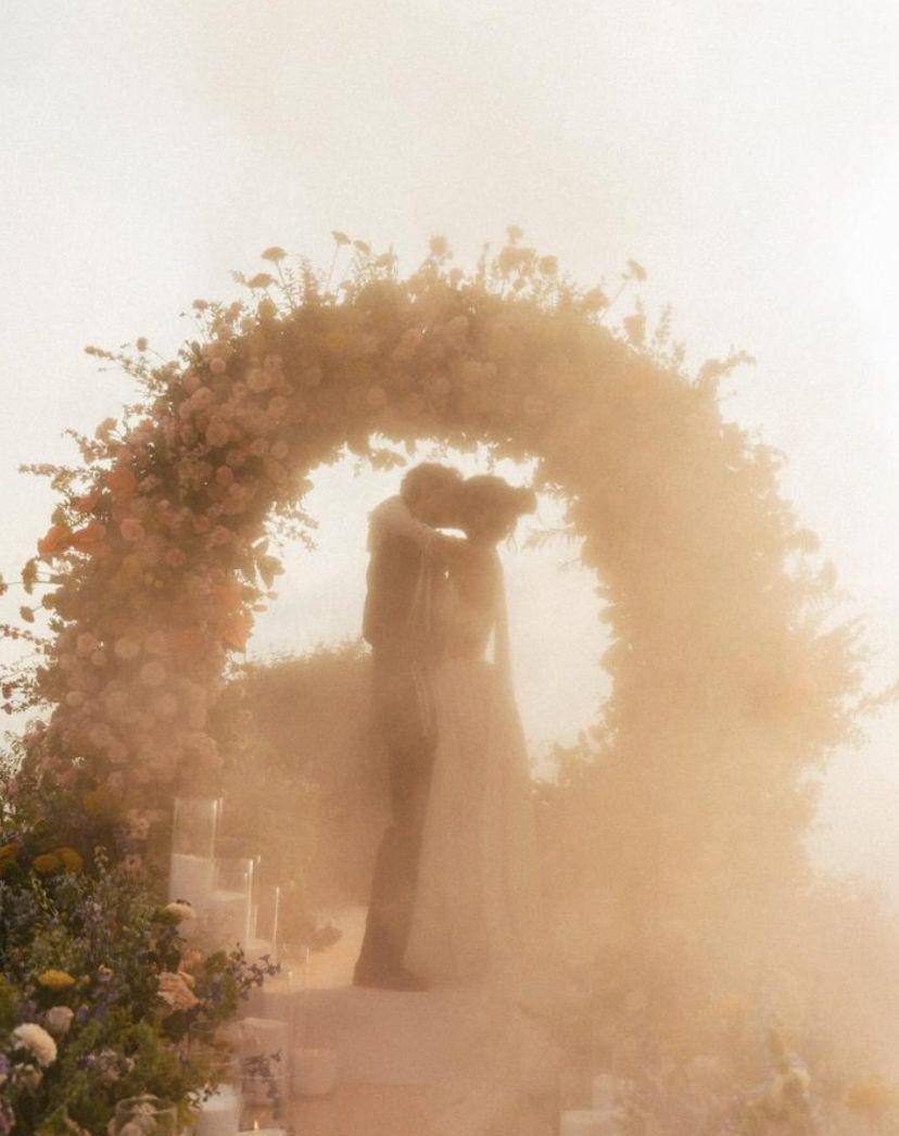 potret pernikahan Gavin Casalegno dan Cheyenne Casalegno (via instagram.com/gavincasalegno)