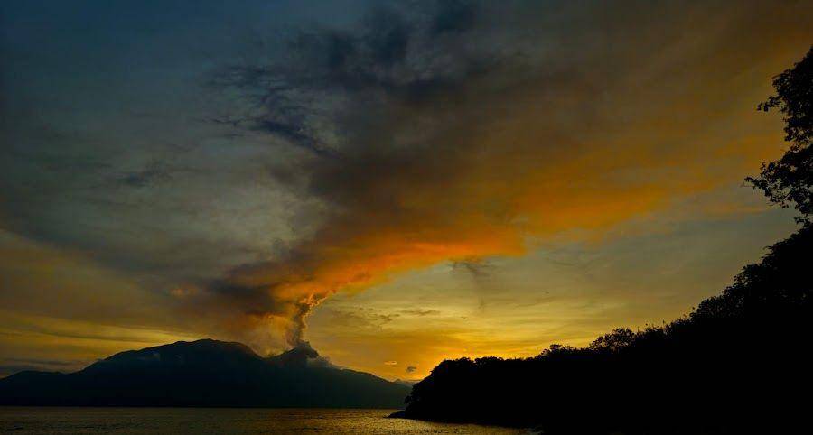 Gunung Lewotobi (google.com/maps/Lucky Kartasasmita)
