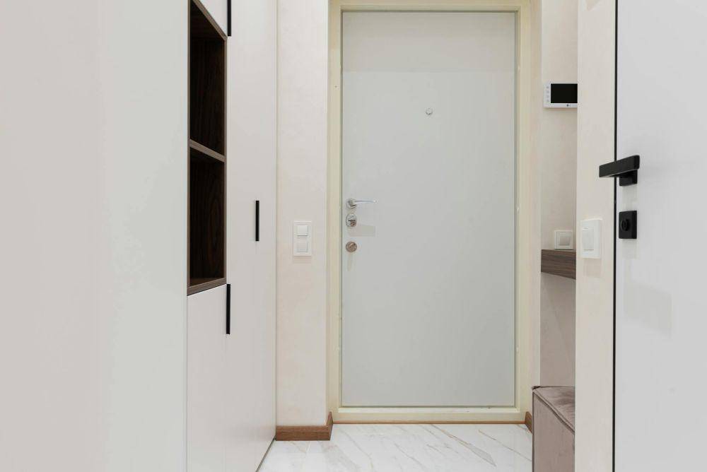 ilustrasi pintu PVC (pexels.com/Max Vakhtbovycn)