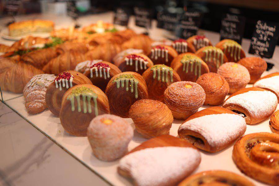 ilustrasi kue pastry (Pexels/Valeria Boltneva)