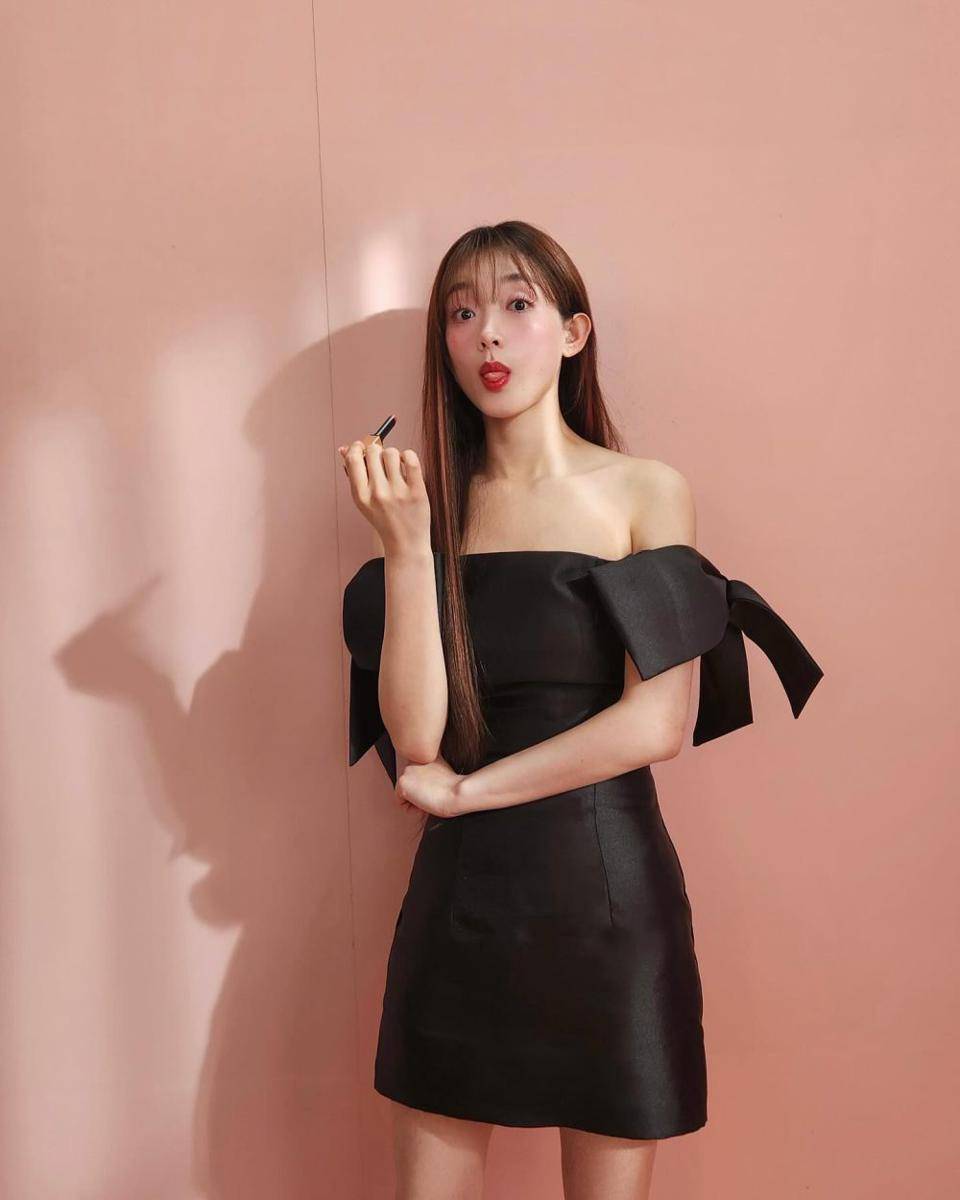 Lee Yoo Mi (instagram.com/leeyoum262)
