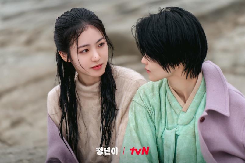7 Rekonsiliasi Jeong Nyeon-Young Seo di Jeongnyeon: The Star is Born