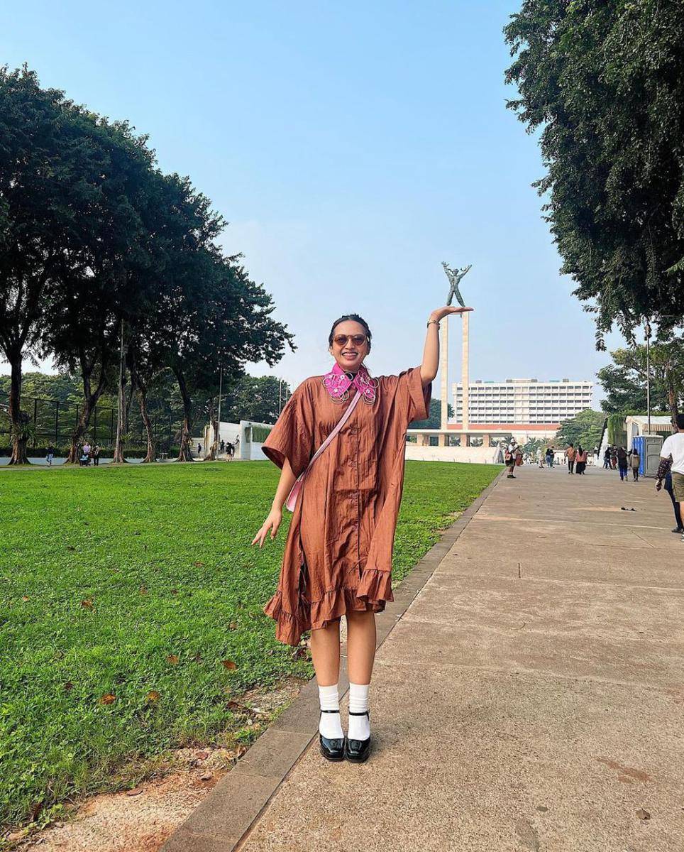 Ide OOTD afternoon stroll Tasya Kissty (instagram.com/tasyakissty)