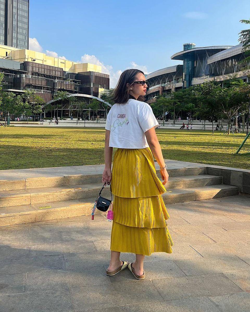 Ide OOTD afternoon stroll Tasya Kissty (instagram.com/tasyakissty)