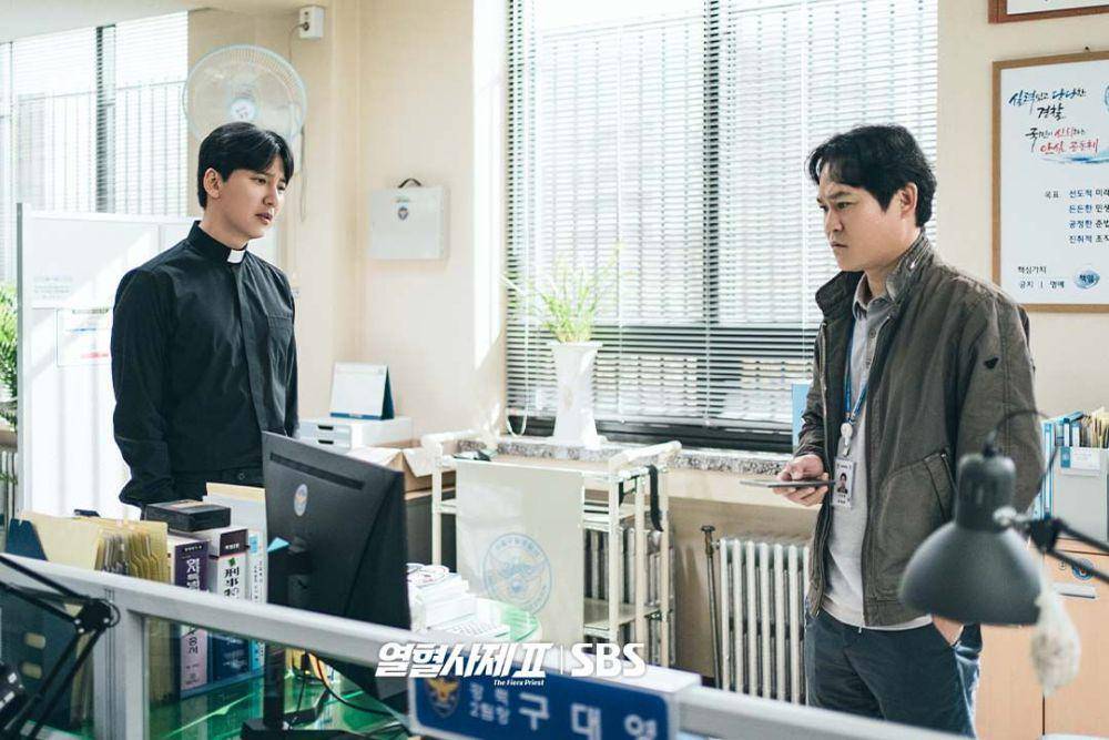 still cut drama The Fiery Priest 2 (Instagram.com/sbsdrama.official)