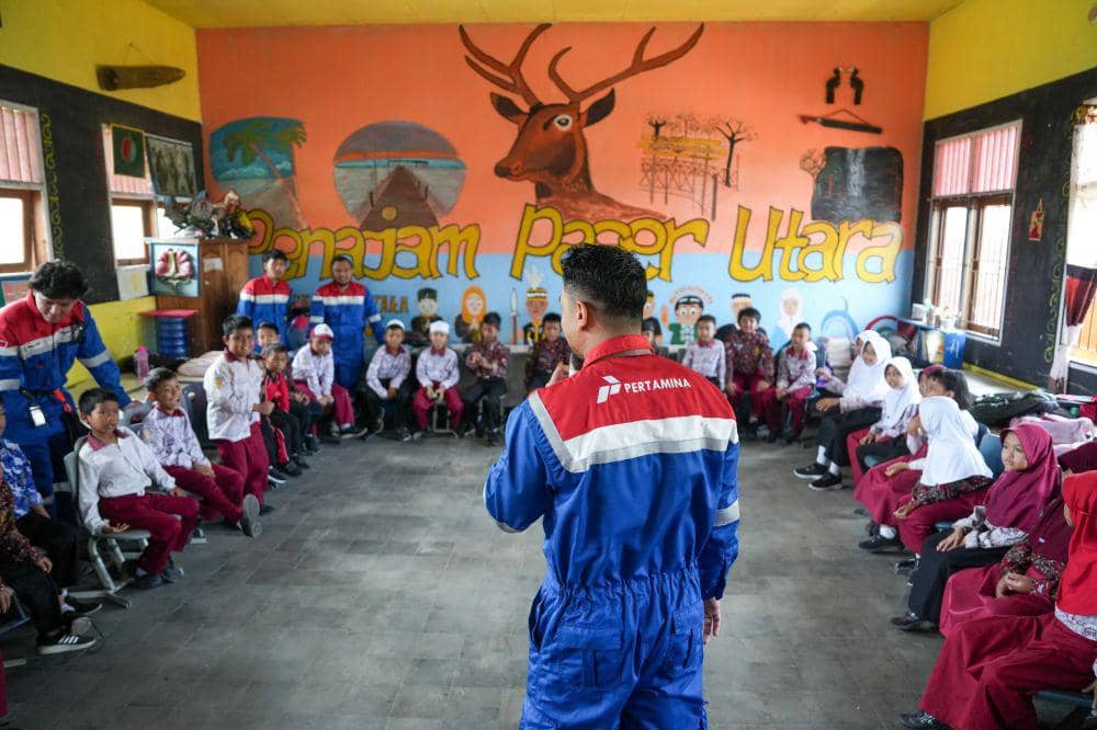 PT Kilang Pertamina Balikpapan (KPB) menutup rangkaian program "KPB Mengajar 2024" di SD Negeri 011 Penajam, Kelurahan Lawe-Lawe, Kabupaten Penajam Paser Utara (PPU), Rabu (30/10/2024). Foto Pertamina
