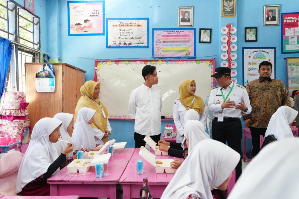Jateng Siap Gelar Uji Coba Makan Bergizi Lauk Ikan Bulan Desember