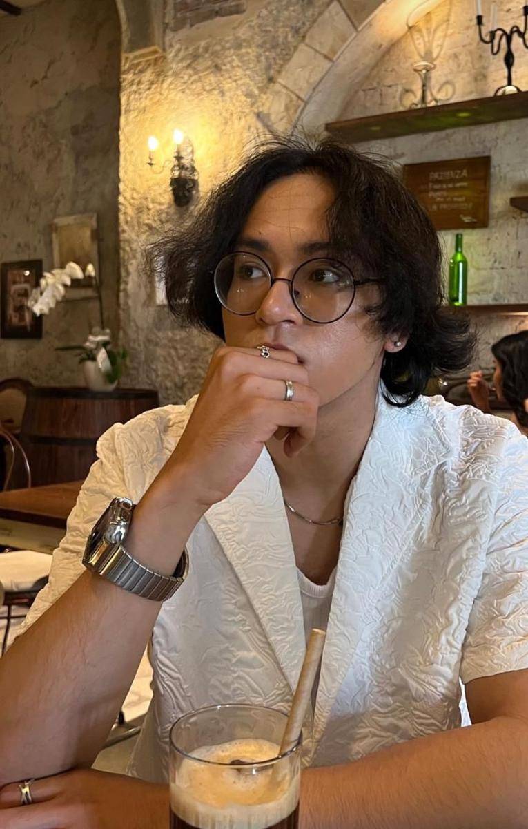 Rafa Al-Farabi (instagram.com/_chercol)