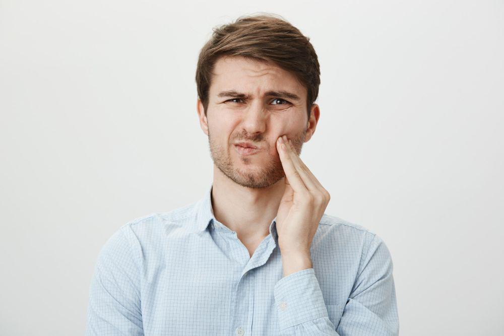 Perbedaan Gingivitis dan Periodontitis, Penyakit Gusi yang Mirip